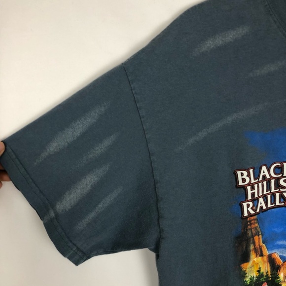 Sturgis Motorcycle Wolf Tee Shirt - Picture 7 of 8